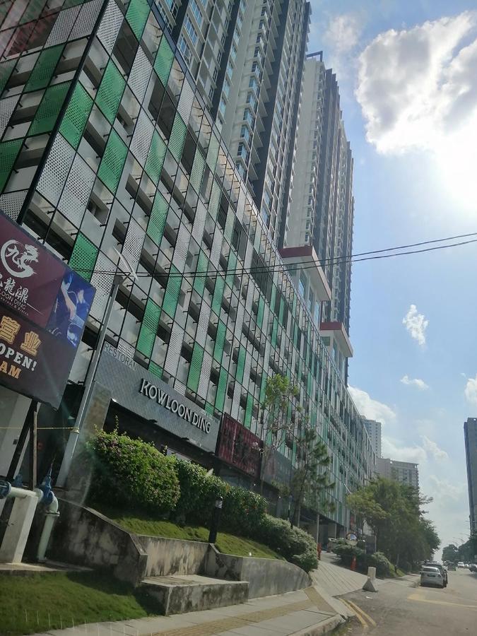 Delight Homestay Twin Galaxy Джохор-Бару Экстерьер фото