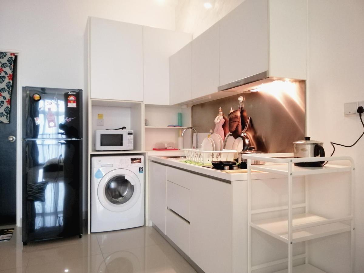 Delight Homestay Twin Galaxy Джохор-Бару Экстерьер фото