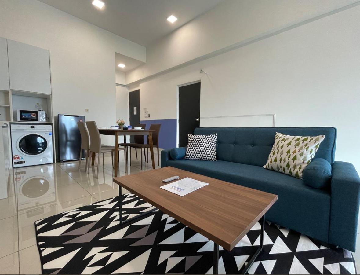 Delight Homestay Twin Galaxy Джохор-Бару Экстерьер фото